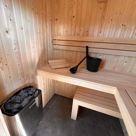 Luxe Villa Op Vakantiepark De Koorn-Aar Ден Бург Екстериор снимка