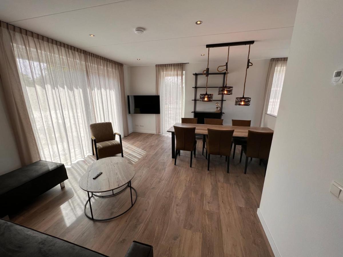 Luxe Villa Op Vakantiepark De Koorn-Aar Ден Бург Екстериор снимка